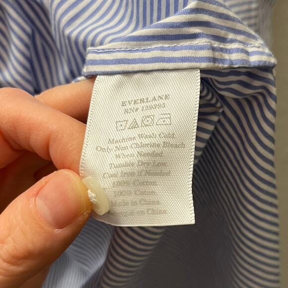 SOLD 100% Cotton Blue Pinstripe Short Sleeve Poplin Square Shirt Size 4 1/25 - Picture 9 of 11